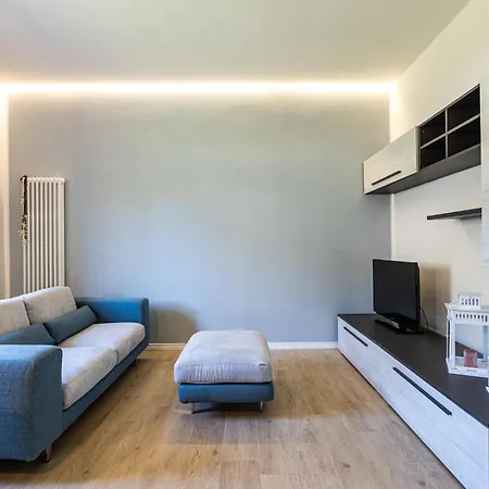2 Bedroom Lovely In Rosignano Solvay